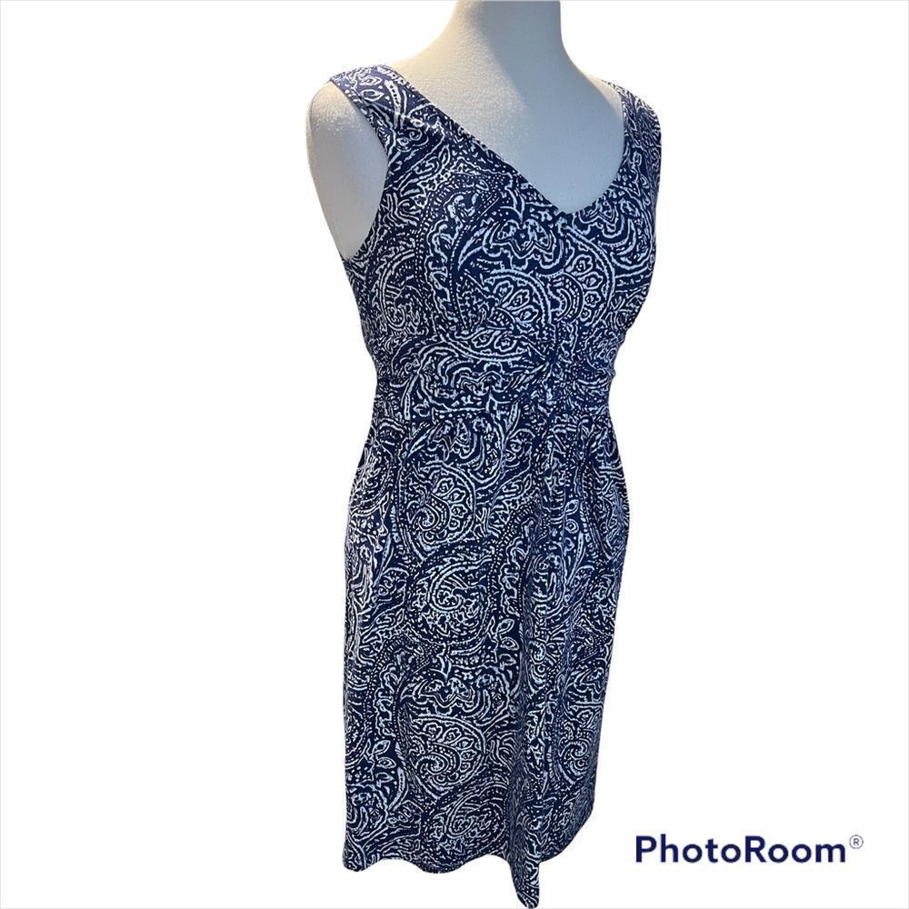 LOFT Sleeveless V-neck Mini Dress Paisley Print  Navy/White Stretchy size Medium